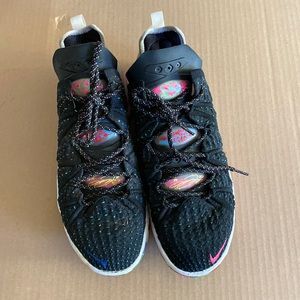 Nike Lebron XVIII 18 James Gang Black Pink Blast Shoes CQ8283-002 Men's Size 10